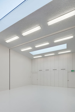 Jugendzentrum Amsterdam-Osdorp, Ymere Amsterdam, Atelier Kempe Thill, De hood