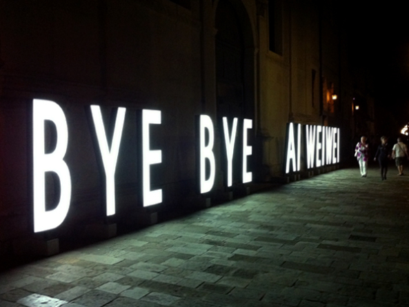 Bye Bye Ai Weiwei - Installation von Giuseppe Stampone