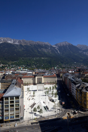 Platz in Innsbruck umgestaltet