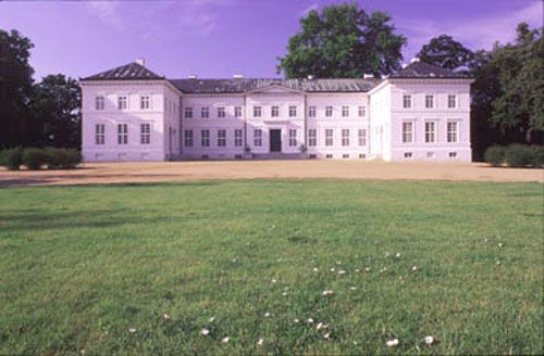 Schinkel-Schloss Neuhardenberg restauriert