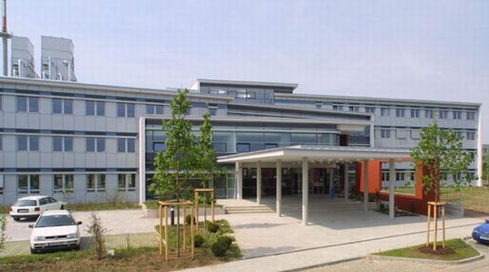 Institutsgebude in Erlangen eingeweiht