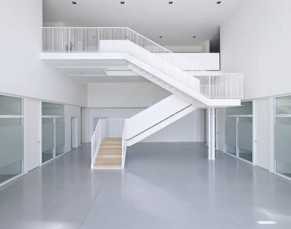 B�robau; Logistikzentrum; Italien; modostudio