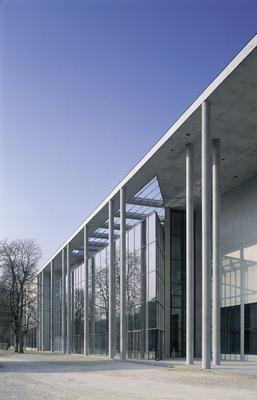 Pinakothek der Moderne in Mnchen erffnet