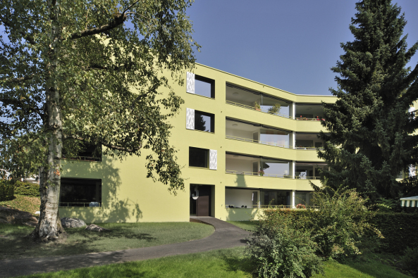 Mehrfamilienhaus in Zrich fertig