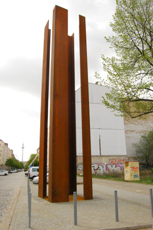 Gedenksttte Berliner Mauer, sinai Faust. Schroll. Schwarz. Freiraumplanung und Landschaftsarchitekten, Grenzstreifen Bernauer Strae, Fenster der Erinnerung, Zaun, Mauer, Corten-Stahl,  Erweiterunsgabschnitt Gedenksttte Berliner Mauer eingeweiht