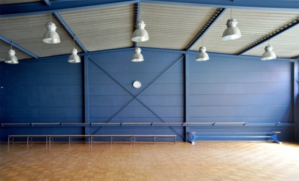 Schulerweiterung bei Paris