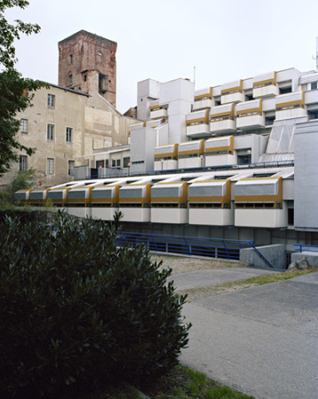 Cappai & Mainardis, Hotel La Serra, Ivrea, 1967  75