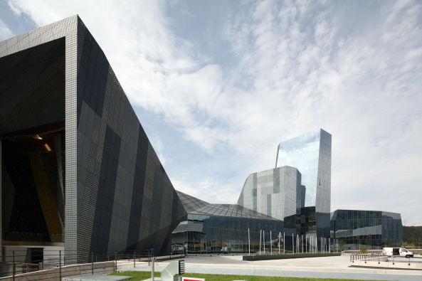 Firmenzentrale von Cino Zucchi in Bozen erffnet