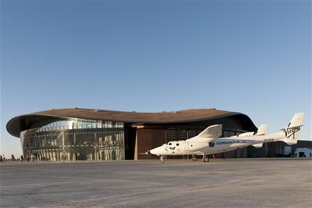 Weltraumflughafen von Foster fertig