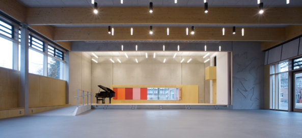 Pausenhalle in Hannover von dRei Architekten