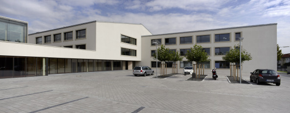 Schule in Frankfurt am Main erffnet
