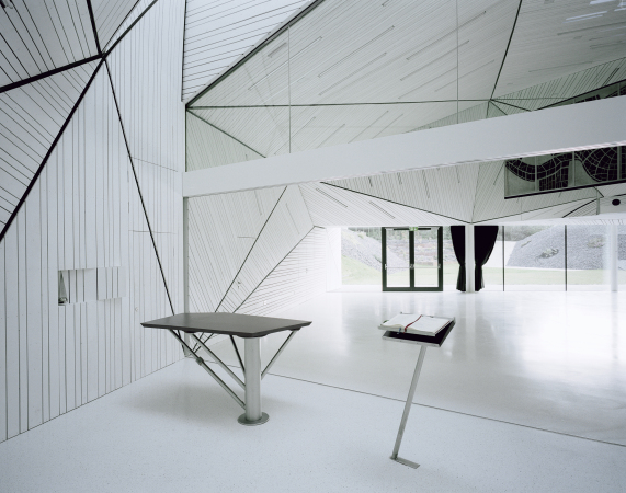 xarchitekten, x architekten, Seelsorge, Zentrum, Seelsorgzentrum, voestalpine, Industriezeile, Linz, Mensch und Arbeit, David Schreyer, Gerhard Brandl, Architektur, Neubau, �sterreich, Kirche, Gottesdienst