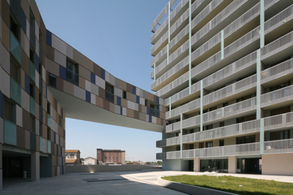 Sozialer Wohnungsbau von Cino Zucchi in Italien