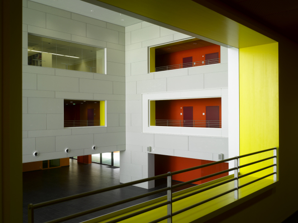 Realschule in Dachau fertig