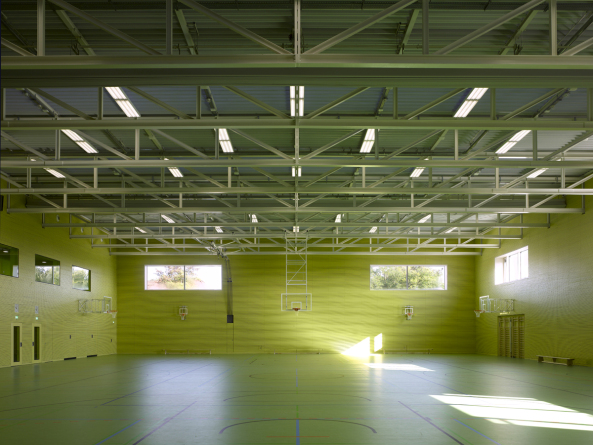 Realschule in Dachau fertig