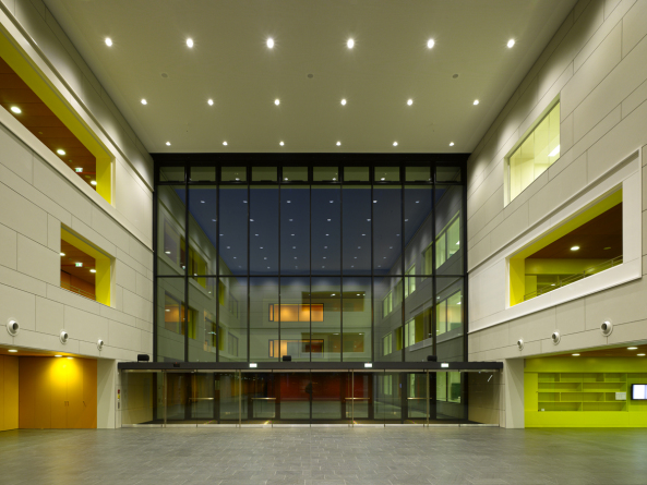 Realschule in Dachau fertig