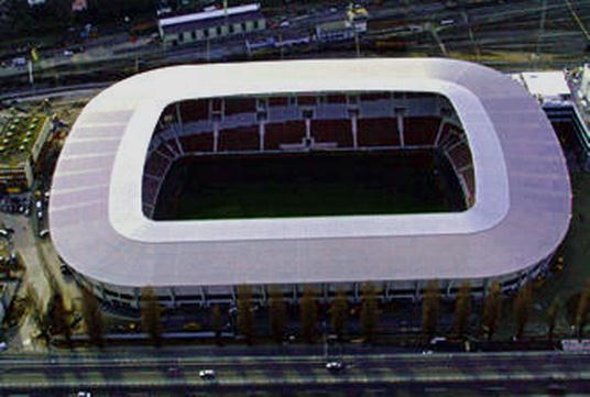 Fuballstadion in Genf eingeweiht