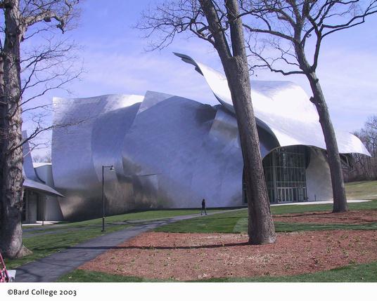 Musik- und Theaterzentrum von Gehry bei New York erffnet