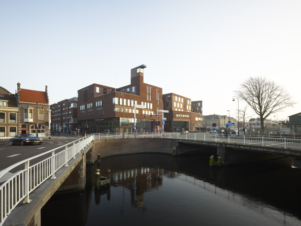 Rathaus mit Kino in Haarlem