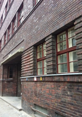Jüdische Mädchenschule in Berlin umgebaut