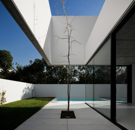 Haus von ARX Arquitecos in Portugal