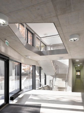 Sporthalle der Uni Karlsruhe fertig