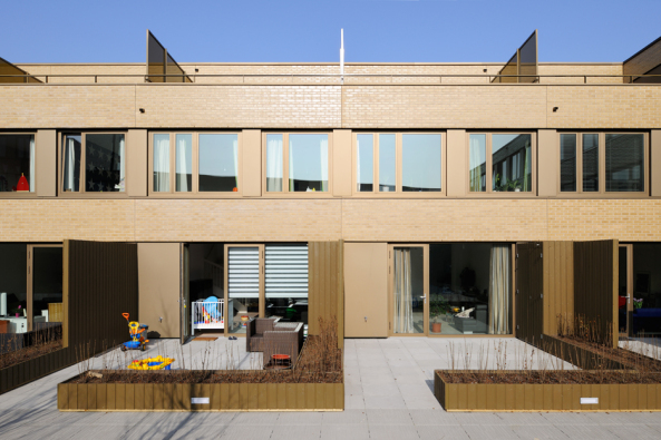 Wohnblock in Amsterdam fertig