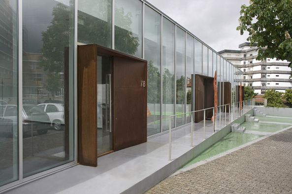 Maia Commercial Gallery, 100 Planos Arquitectura, Galerie, Bauten fr die Kunst, Bruno Aguiar, Portugal, Architektur in Portugal