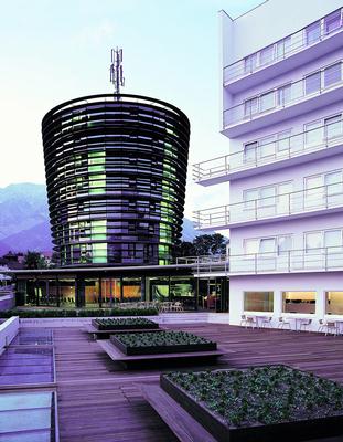 Erffnung des erweiterten Parkhotels von Welzenbacher in Tirol