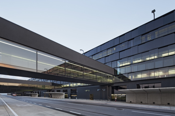 Baumschlager Eberle, Neugestaltung Eingangsbereich Flughafen Wien