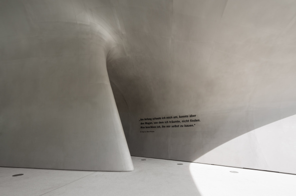 Porsche-Pavillon, Autostadt Wolfsburg, Henn, HG Merz, WES Landschaftsarchitekten