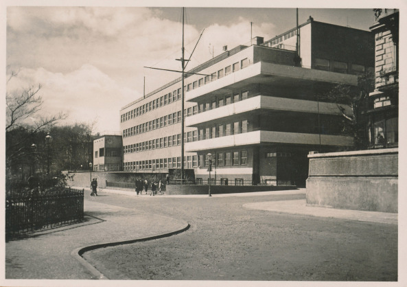 Campus Rainvilleterrasse, Hamburg, Elbchaussee, gmp, acc, Academy for Architectural Culture, von Gerkan Marg und Partner, Gustav Oelsner, Hamburg-Altona, Umbau, Sanierung, Modernisierung