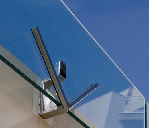 Kiss Bridge, Alicante, Joaqun Alvado Ban