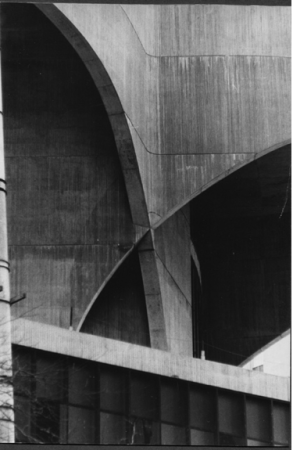 Das einstige Krankenhaus gilt als ingenieurstechnische Meisterleistung und wrde sich auch heute konstruktiv als Basis fr einen Hochhausaufbau eigenen.