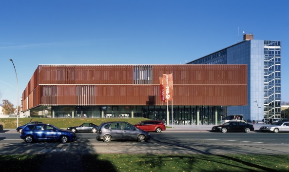 Technikzentrale EON Avacon AG, Neubau, Salzgitter, BOF Architekten, Lamellen, Brobau