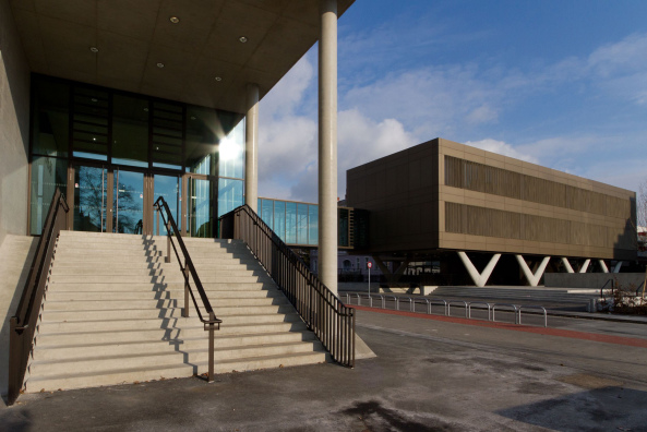 Peter Schwinde, Schwechat