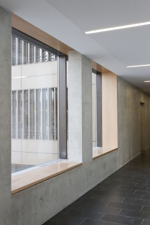 Peter Schwinde, Schwechat