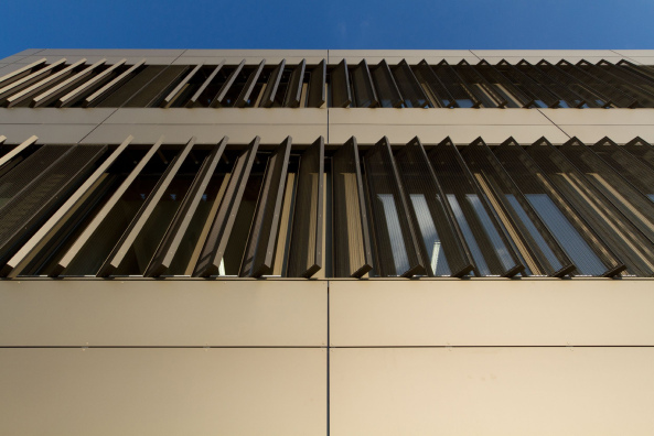 Peter Schwinde, Schwechat