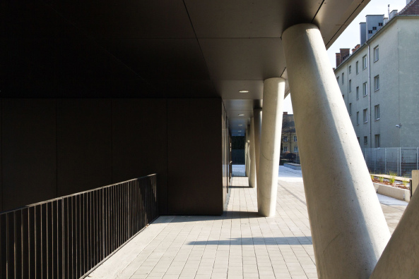 Peter Schwinde, Schwechat