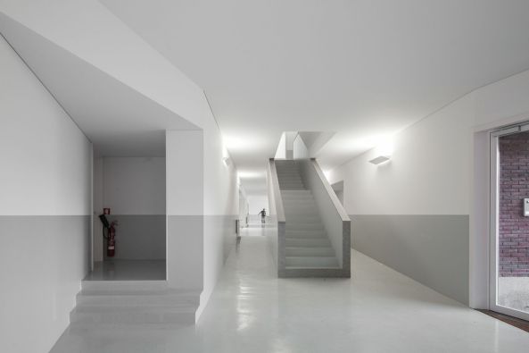 Feuerwehr, Alvaro Siza, Portugal, Santo Tirso, Klinker und Sichtbeton, Feuerwache in Portugal, Feuerwehrstation