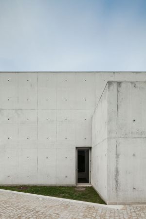 Feuerwehr, Alvaro Siza, Portugal, Santo Tirso, Klinker und Sichtbeton, Feuerwache in Portugal, Feuerwehrstation