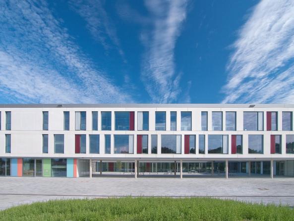 Gymnasium Wendelstein, Fuchs und Rudolph