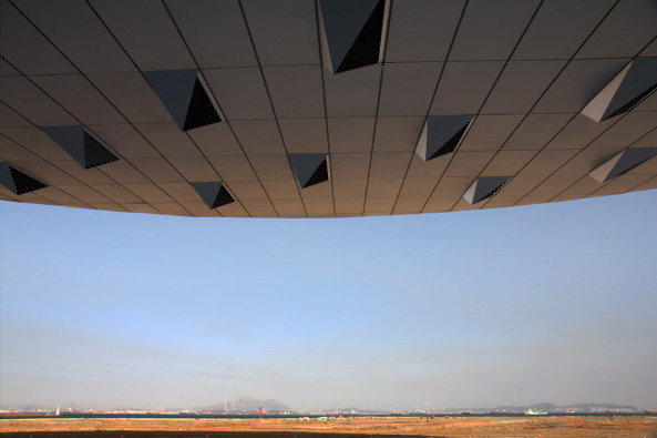 Internationales Konferenzzentrum Dalian, Coop Himmelblau