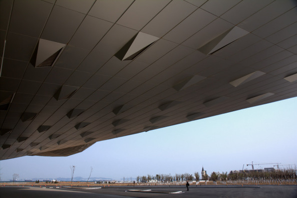 Internationales Konferenzzentrum Dalian, Coop Himmelblau