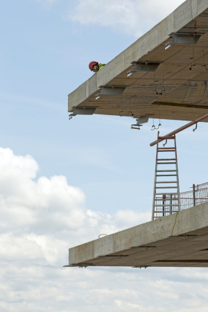 Wiel Arets, Wallisellen, Richti-Areal, Z�rich, Allianz Headquarters, Allianz Schweiz, Glasfassade, Marmor, Fassadenprint, Sonnenschutz