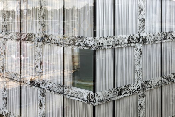 Hochhaus von Wiel Arets bei Z�rich