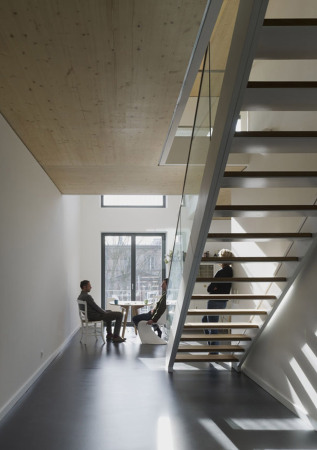 Anerkennung Neubau: Mehrfamilienhaus der Baugruppe 3xgrn in Berlin vom Institut fr urbanen Holzbau, atelier pk architekten, roedig.schop architekten und rozynski sturm architekten