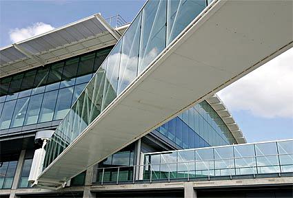 Neuer Terminal in London eröffnet