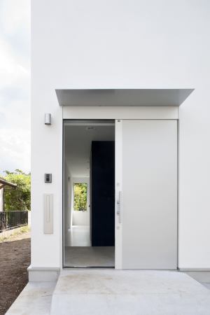 Japanisches Wohnhaus, Wohnen in Japan, Tokio, UNIT-O, Ochiaigawa, Ochiai, Cored-House, Higashikurume, Moriyama-House, Sou Fujimoto, SANAA, Minimalwohnung, Ryutaro Saito und Masahiro Yoneda, Tofu