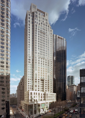 Sterns Central Park Palazzo in Manhattan fertig